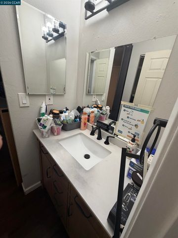 1408 Oakmont Pl, Pittsburg, CA 94565