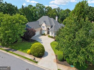 9745 AUTRY FALLS Drive, Alpharetta, GA 30022