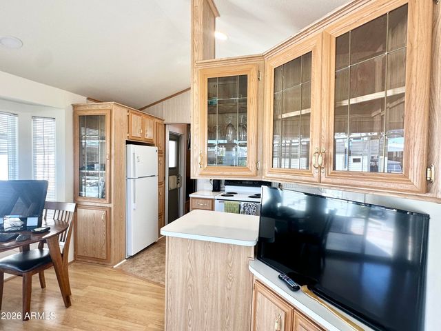 111 S GREENFIELD Road 809, Mesa, AZ 85206