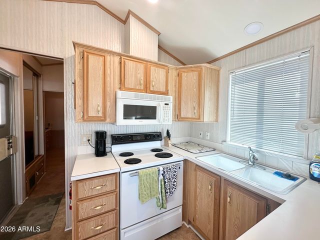 111 S GREENFIELD Road 809, Mesa, AZ 85206