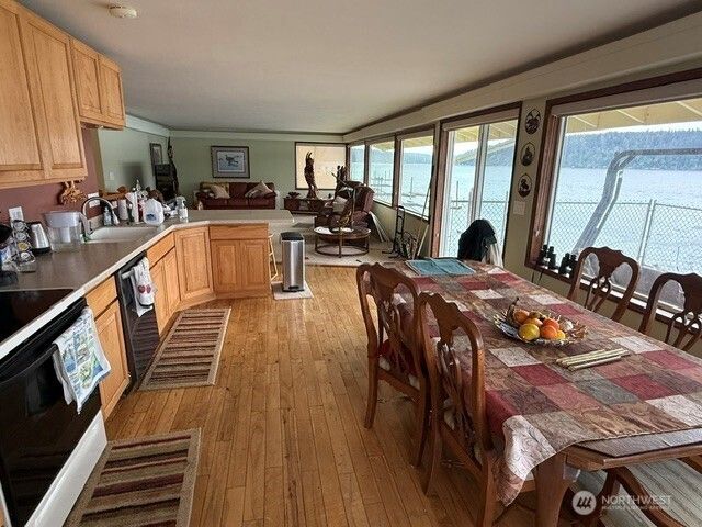 11071 E State Route 106, Union, WA 98592