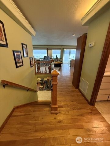 11071 E State Route 106, Union, WA 98592
