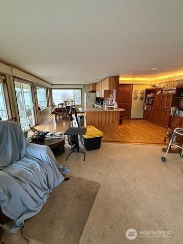 11071 E State Route 106, Union, WA 98592