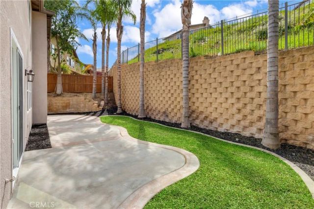 33827 Flora Springs Street, Temecula, CA 92592