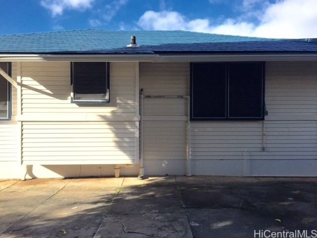 2207 St Louis Drive, Honolulu, HI 96822