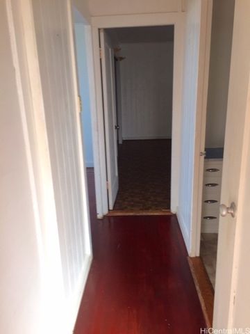 2207 St Louis Drive, Honolulu, HI 96822