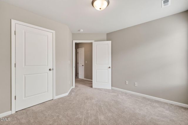 25 Cornfield Lane, Benson, NC 27504