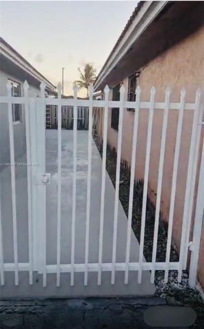 3355 W 68th St 119, Hialeah, FL 33018