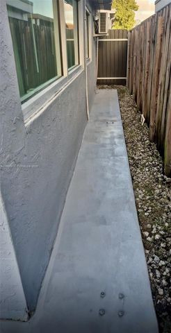 3355 W 68th St 119, Hialeah, FL 33018