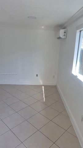 3355 W 68th St 119, Hialeah, FL 33018