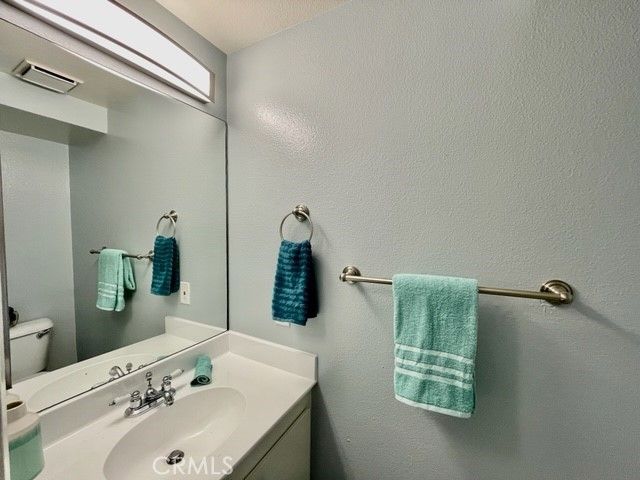 17181 ELM Street 4, Huntington Beach, CA 92647