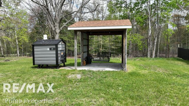 3837 Sage Lake Road, Lupton, MI 48635