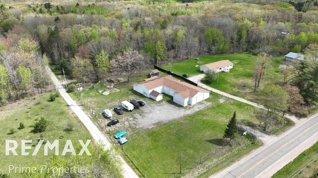 3837 Sage Lake Road, Lupton, MI 48635