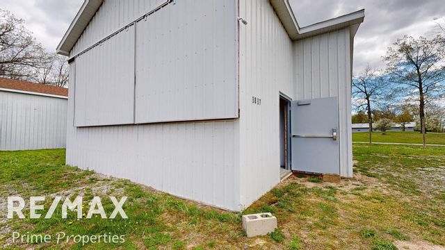 3837 Sage Lake Road, Lupton, MI 48635