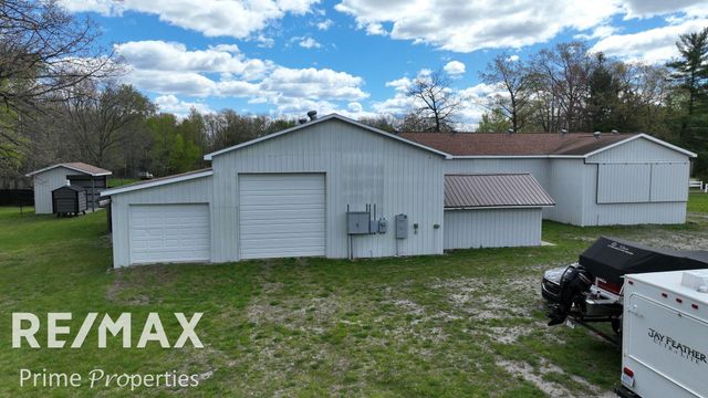 3837 Sage Lake Road, Lupton, MI 48635