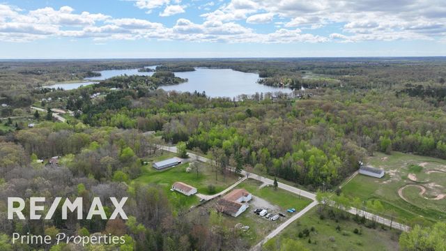 3837 Sage Lake Road, Lupton, MI 48635