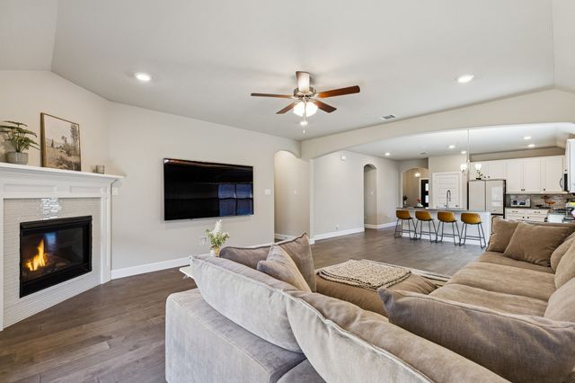 4130 Mountain Laurel Drive, Hickory Creek, TX 75065