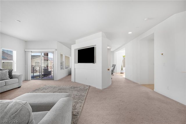 5946 Ancient Peaks Avenue, Las Vegas, NV 89141
