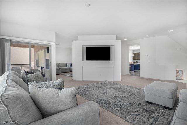 5946 Ancient Peaks Avenue, Las Vegas, NV 89141