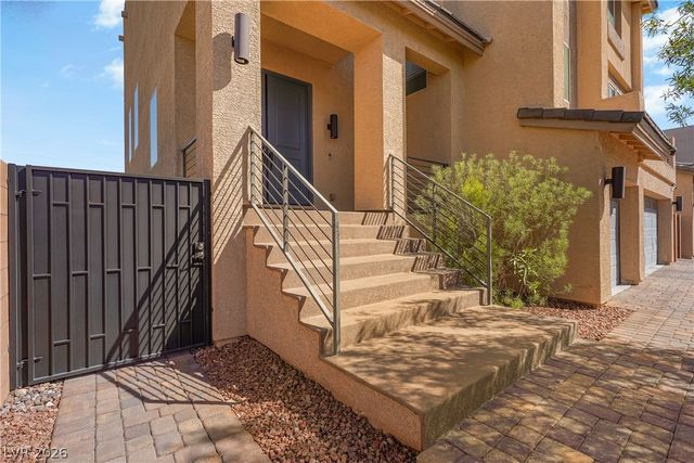 5946 Ancient Peaks Avenue, Las Vegas, NV 89141