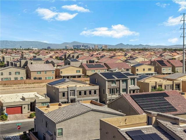 5946 Ancient Peaks Avenue, Las Vegas, NV 89141