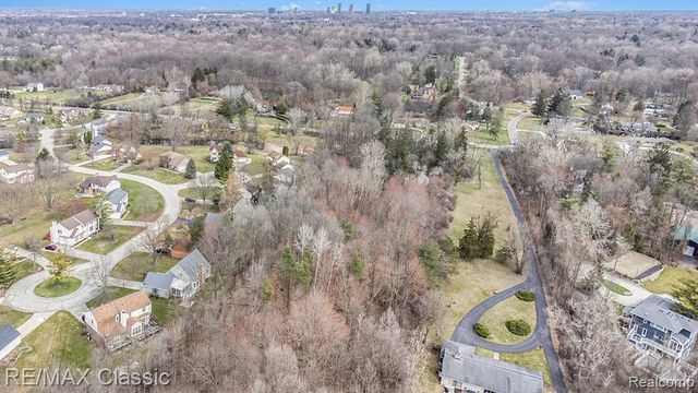 23775 Inkster Road, Farmington Hills, MI 48336