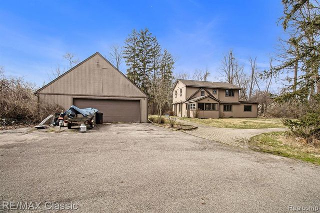 23775 Inkster Road, Farmington Hills, MI 48336