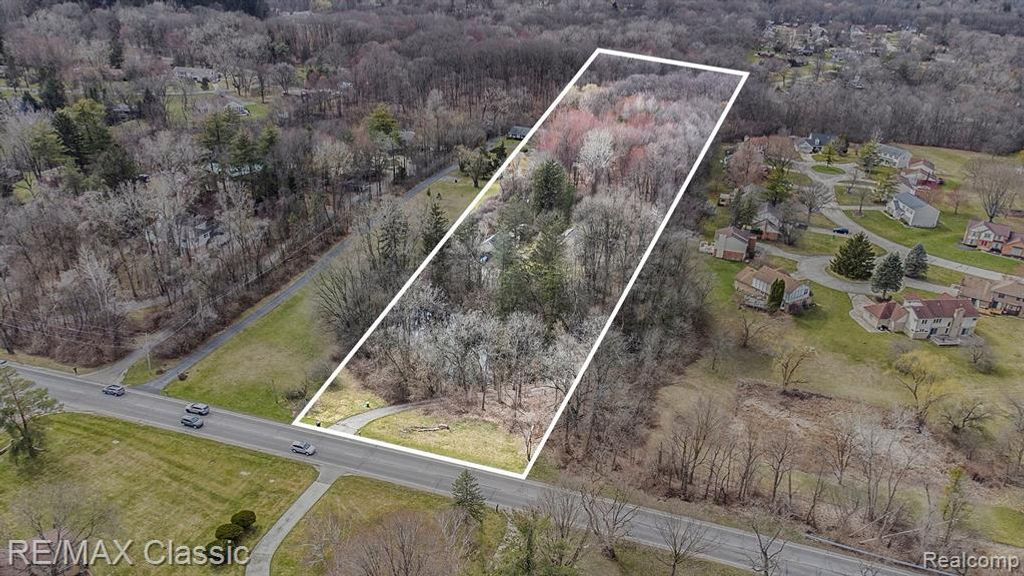 23775 Inkster Road, Farmington Hills, MI 48336