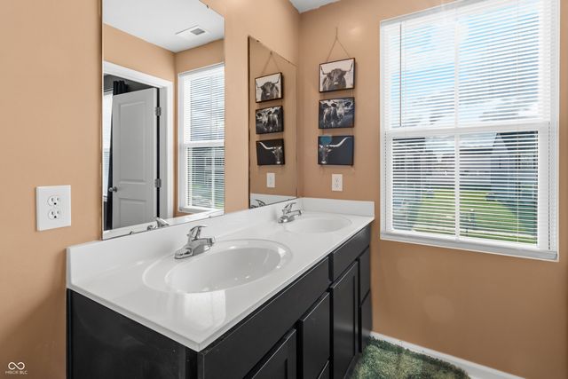 13821 N Rising Sun Circle E, Camby, IN 46113