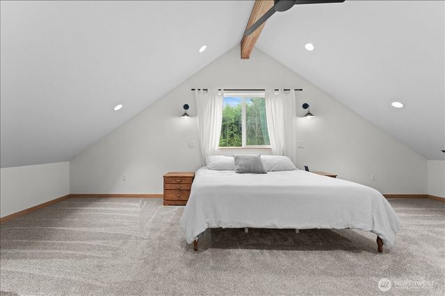 188 Sparrow Lane, Castle Rock, WA 98611