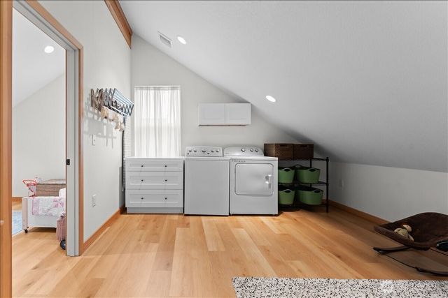 188 Sparrow Lane, Castle Rock, WA 98611