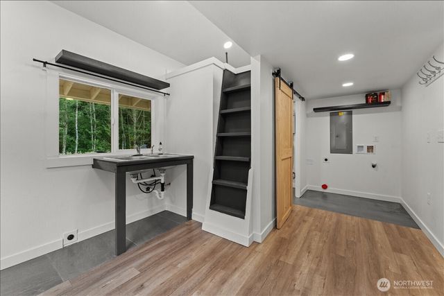 188 Sparrow Lane, Castle Rock, WA 98611