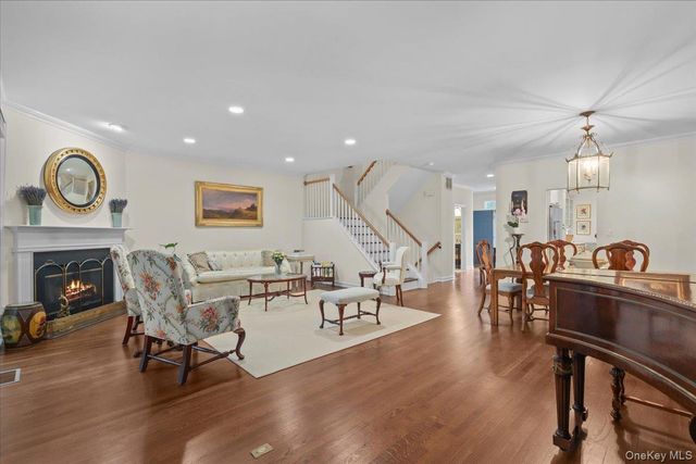 18 Brookview Drive, Pleasantville, NY 10570