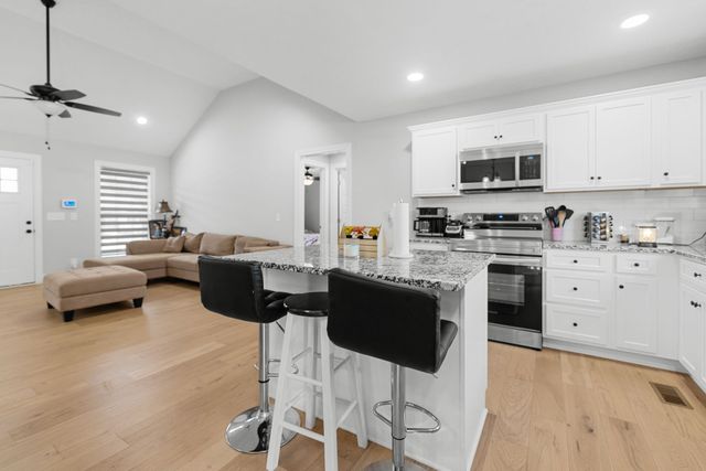 513 Rose Ln, Shelbyville, TN 37160