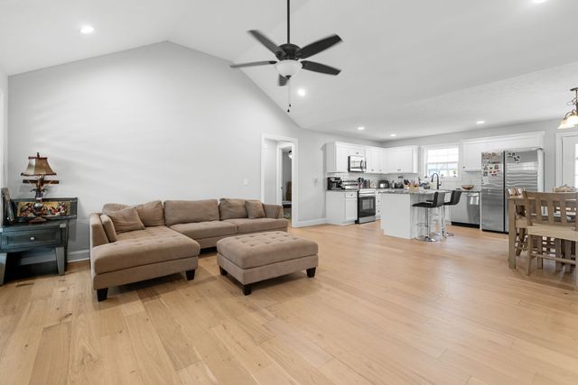 513 Rose Ln, Shelbyville, TN 37160