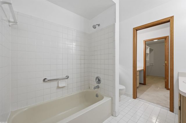 2514 Portobello Drive, Troy, MI 48083