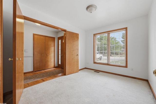 2514 Portobello Drive, Troy, MI 48083
