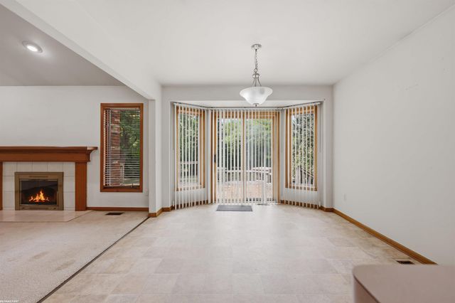 2514 Portobello Drive, Troy, MI 48083
