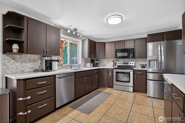 1301 NW 102nd Street, Vancouver, WA 98685