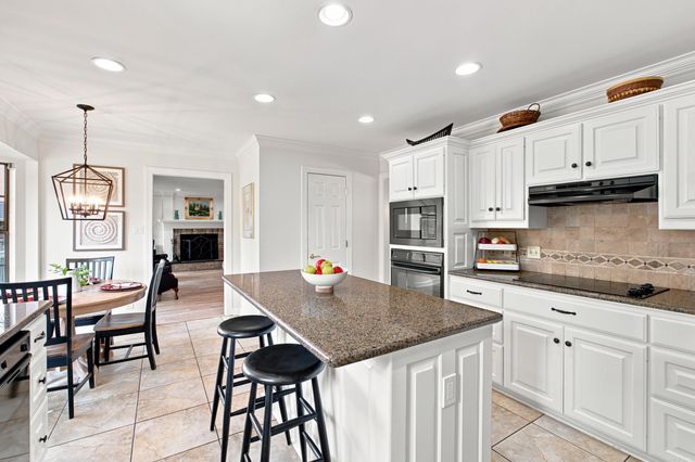 35 Oak Tree Circle, North Little Rock, AR 72116