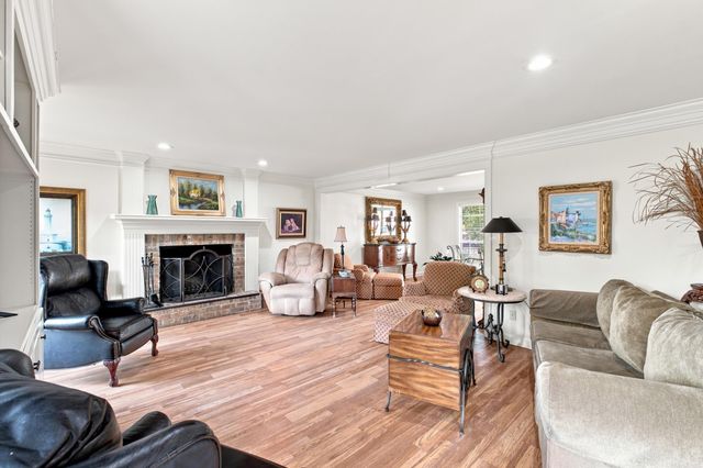 35 Oak Tree Circle, North Little Rock, AR 72116