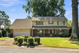 35 Oak Tree Circle, North Little Rock, AR 72116