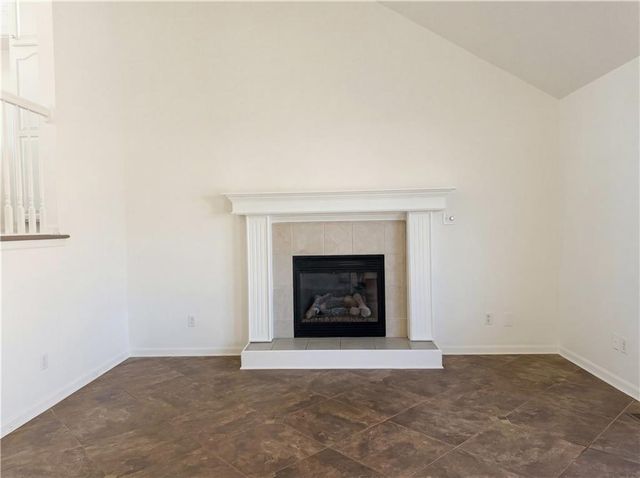 709 Woodland Circle, Grain Valley, MO 64029