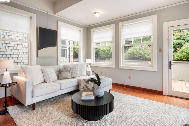 3756 Balfour Ave, Oakland, CA 94610