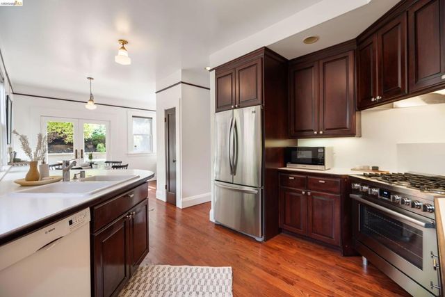 3756 Balfour Ave, Oakland, CA 94610