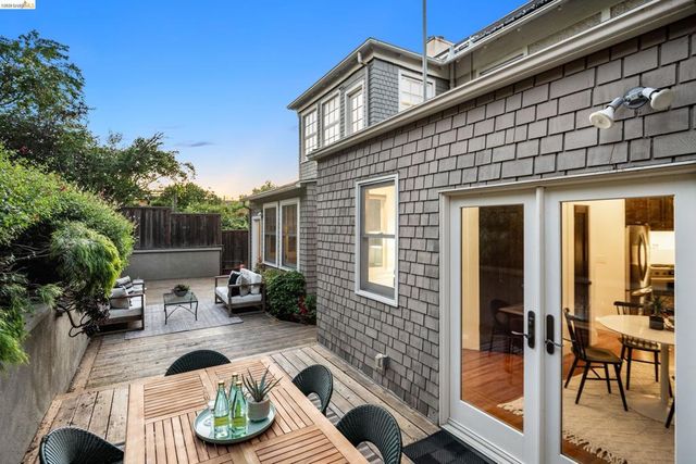 3756 Balfour Ave, Oakland, CA 94610