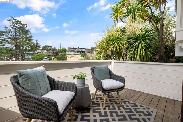 3756 Balfour Ave, Oakland, CA 94610