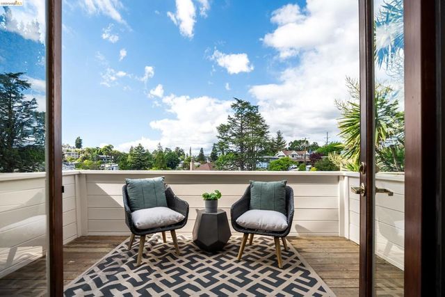 3756 Balfour Ave, Oakland, CA 94610
