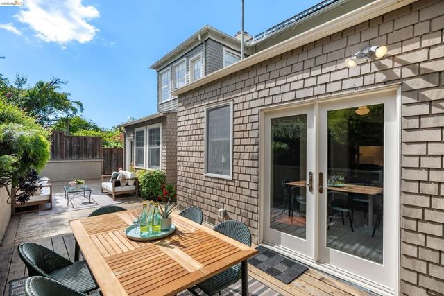 3756 Balfour Ave, Oakland, CA 94610