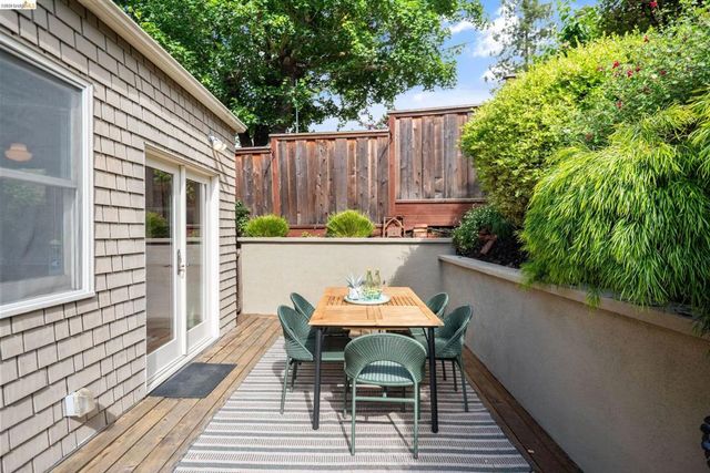 3756 Balfour Ave, Oakland, CA 94610